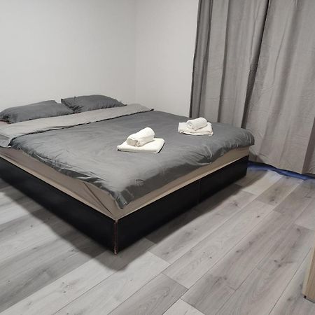 Apartmani Hub Ниш Экстерьер фото